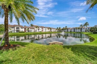 2620 S University Dr, Unit 109 in Davie, FL - Building Photo