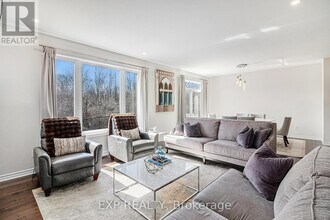 107 Rallidale St in Ottawa, ON - Building Photo - Building Photo