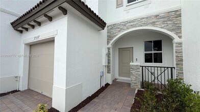 2537 SE 27th Ct in Homestead, FL - Building Photo - Building Photo