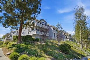 20305 Rue Crevier in Santa Clarita, CA - Building Photo