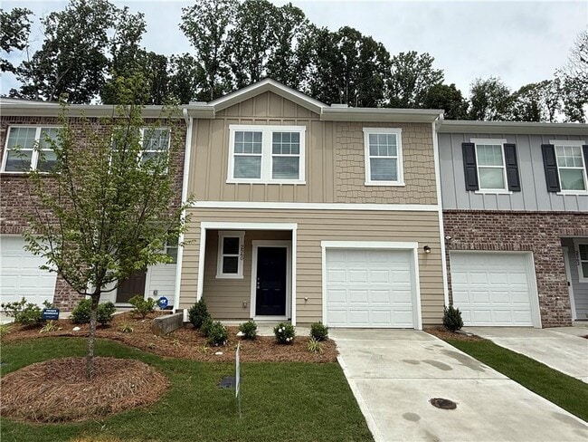 property at 2560 Coventry St SW