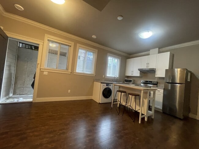 16323-1626A 26a Ave in Surrey, BC - Building Photo - Building Photo