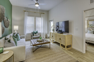 The Gray in Tampa, FL - Foto de edificio - Interior Photo