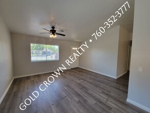 657 Silverwood St in Imperial, CA - Building Photo - Building Photo