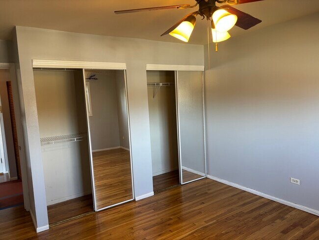 8856 Northshore Dr in Des Plaines, IL - Building Photo - Building Photo