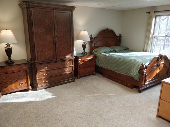 2320 Carson Drive, Unit Bedroom #7 (Large, Back Downstairs, Private E in Marvin, NC - Building Photo - Building Photo