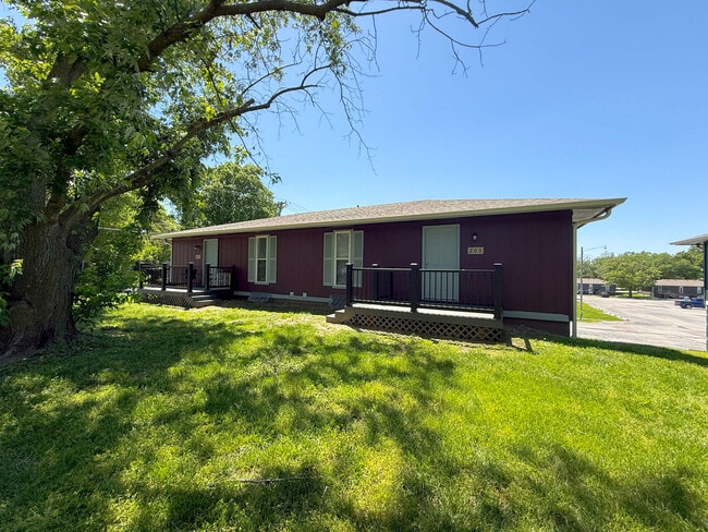 property at 319 West Blvd N