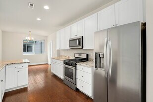 1276 W 11th Ave in Denver, CO - Building Photo