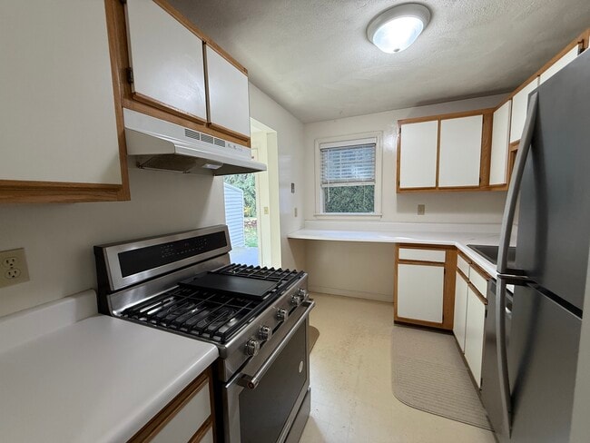 777 Middle Rd, Unit 36 in Portsmouth, NH - Foto de edificio - Building Photo