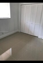 8730 N Sherman Cir in Miramar, FL - Building Photo - Building Photo