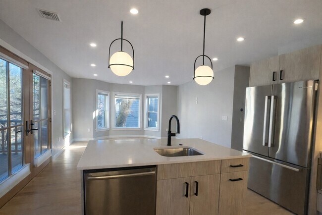 99 Williams St in Boston, MA - Building Photo - Building Photo