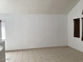 607 Esther Dr in Lancaster, CA - Building Photo - Building Photo