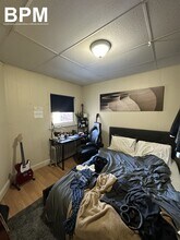 28 Monmouth St, Unit 2 in Boston, MA - Foto de edificio - Building Photo