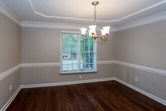 7375 Ashley Oaks Dr in Memphis, TN - Building Photo - Building Photo