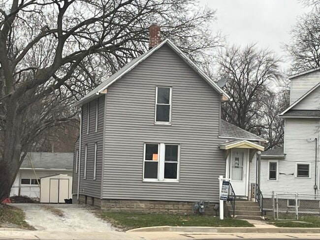 property at 391 E Marsile St