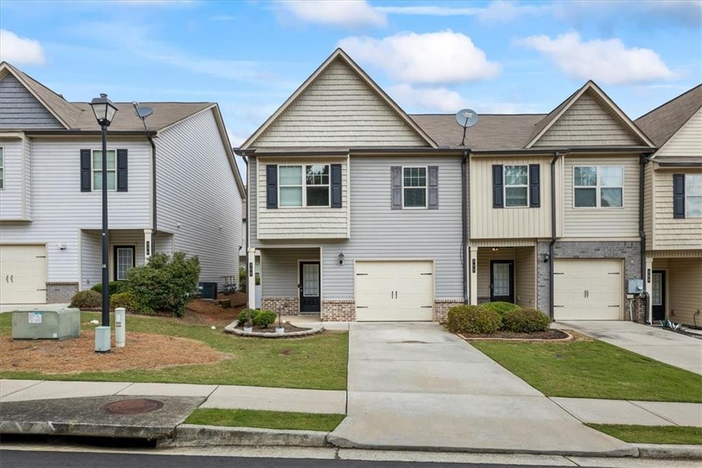 360 Turtle Creek Dr in Winder, GA - Building Photo