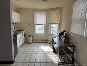 19 Berkeley St in Norwalk, CT - Building Photo - Building Photo