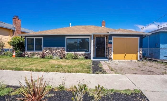 property at 642 S 16th St