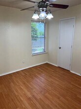 421 Bretts Way in Burleson, TX - Building Photo - Building Photo
