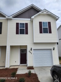 207 Shallowbag Bay Ln