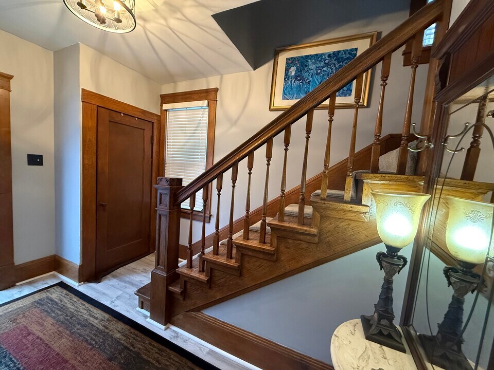 852 Aetna St in Salem, OH - Foto de edificio