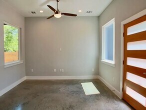 6204 Langham St in Austin, TX - Building Photo - Building Photo