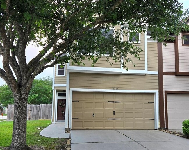 property at 16507 Cheshire Grove Ln