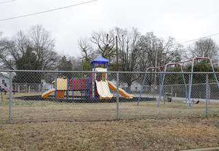 Drummond Village Apartments in Greer, SC - Building Photo - Building Photo