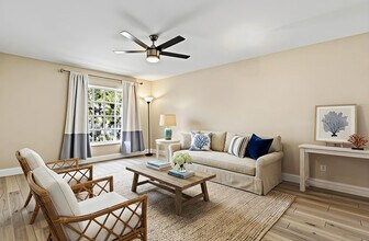 2270 NE 68th St in Fort Lauderdale, FL - Building Photo - Building Photo