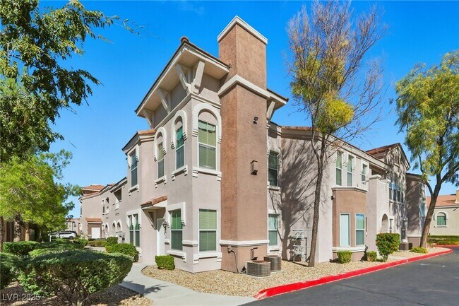 10001 Peace Way in Las Vegas, NV - Building Photo - Building Photo