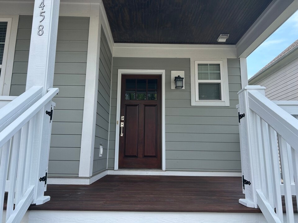 1458 Avon St, Unit A in Charlottesville, VA - Foto de edificio