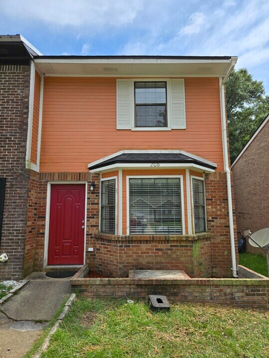 208 Edith Way in Daleville, AL - Building Photo