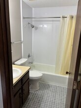 5277 NW Torgerson Dr, Unit 5277 in Des Moines, IA - Building Photo - Building Photo