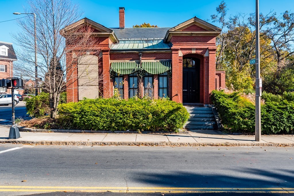 1110 Washington St in Boston, MA - Foto de edificio