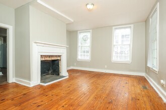 34 Mary St in Charleston, SC - Building Photo - Building Photo