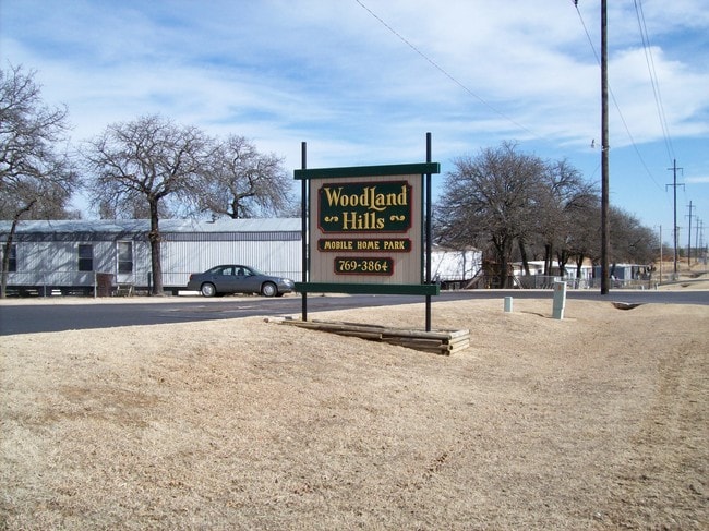 WESTERN SKIES MOBILE HOME PARK in Choctaw, OK - Building Photo - Building Photo