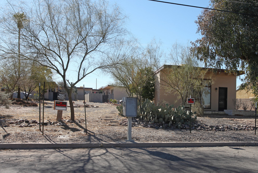 4114 E Fairmount St in Tucson, AZ - Foto de edificio