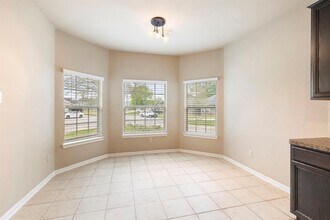 201 Summer Pine Ct in Conroe, TX - Building Photo - Building Photo