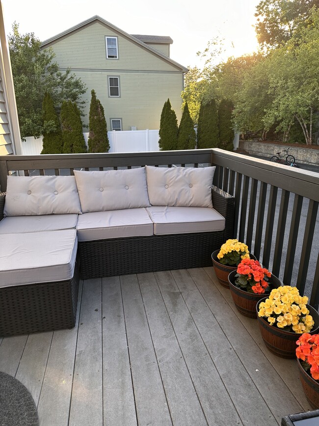 60 Sylvan St in Melrose, MA - Building Photo - Building Photo