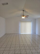 1230 4 Mile Rd in St. Augustine, FL - Foto de edificio - Building Photo