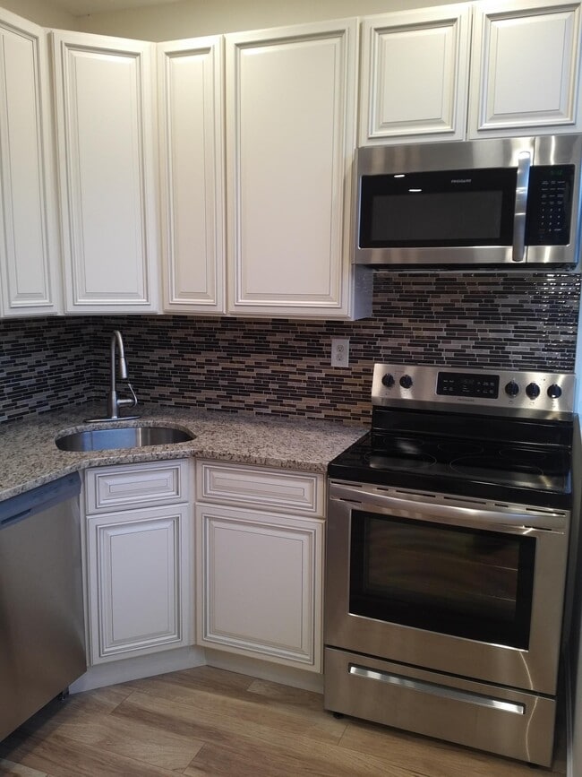 111 Mulberry St, Unit 2F in Newark, NJ - Building Photo - Building Photo