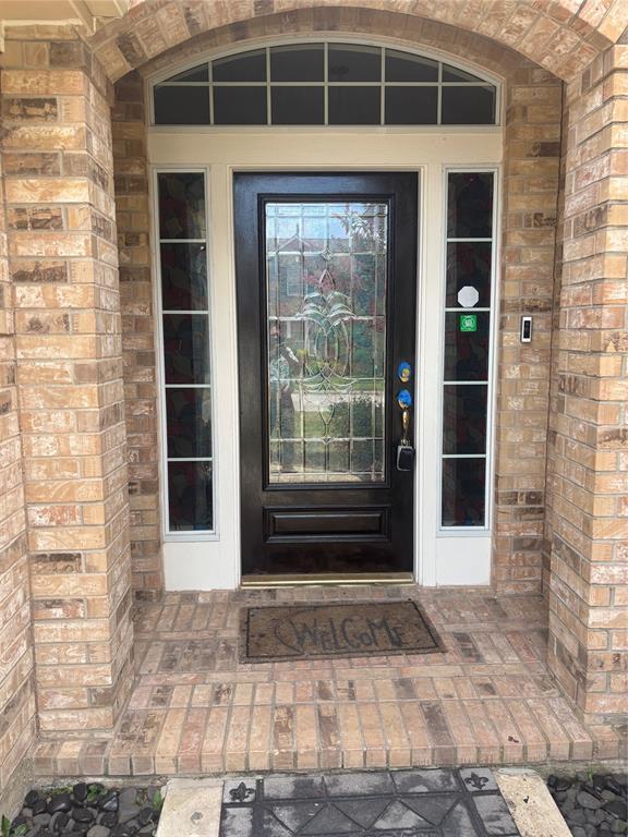 property at 4323 Country Oaks Ct