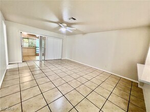 119 NE 16th Pl in Cape Coral, FL - Building Photo - Building Photo