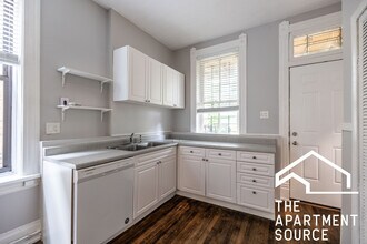 2031 W Moffat St in Chicago, IL - Building Photo - Building Photo