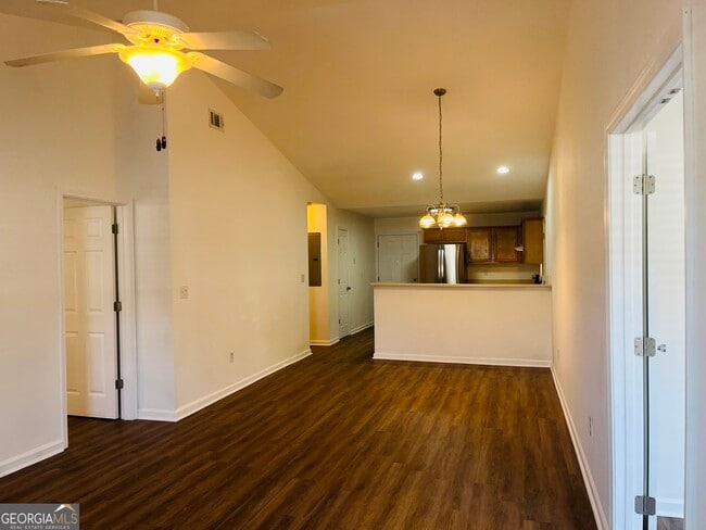 306 Lenox Cir in Lagrange, GA - Building Photo - Building Photo