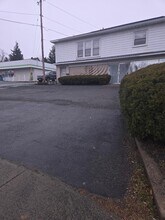 639 Pawling Ave in Troy, NY - Building Photo - Building Photo