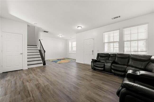 1183 Lanier Springs Dr NE in Buford, GA - Building Photo - Building Photo