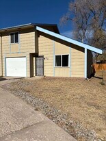 834 Bennett Ave in Colorado Springs, CO - Building Photo