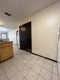 2516 Jeffery Dr photo'