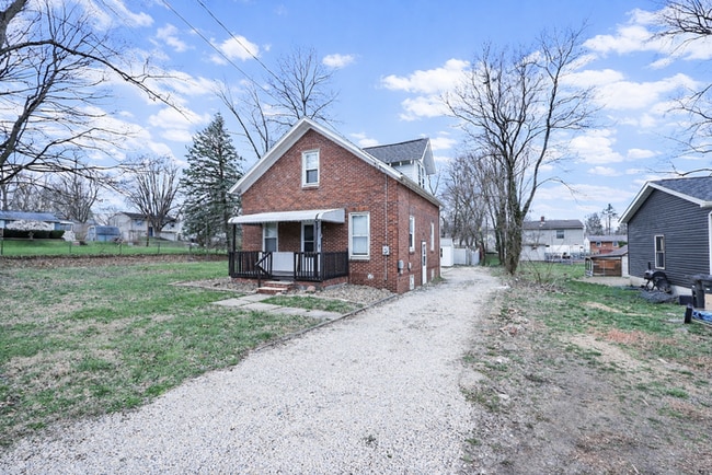 property at 1453 Woodbirch Ave